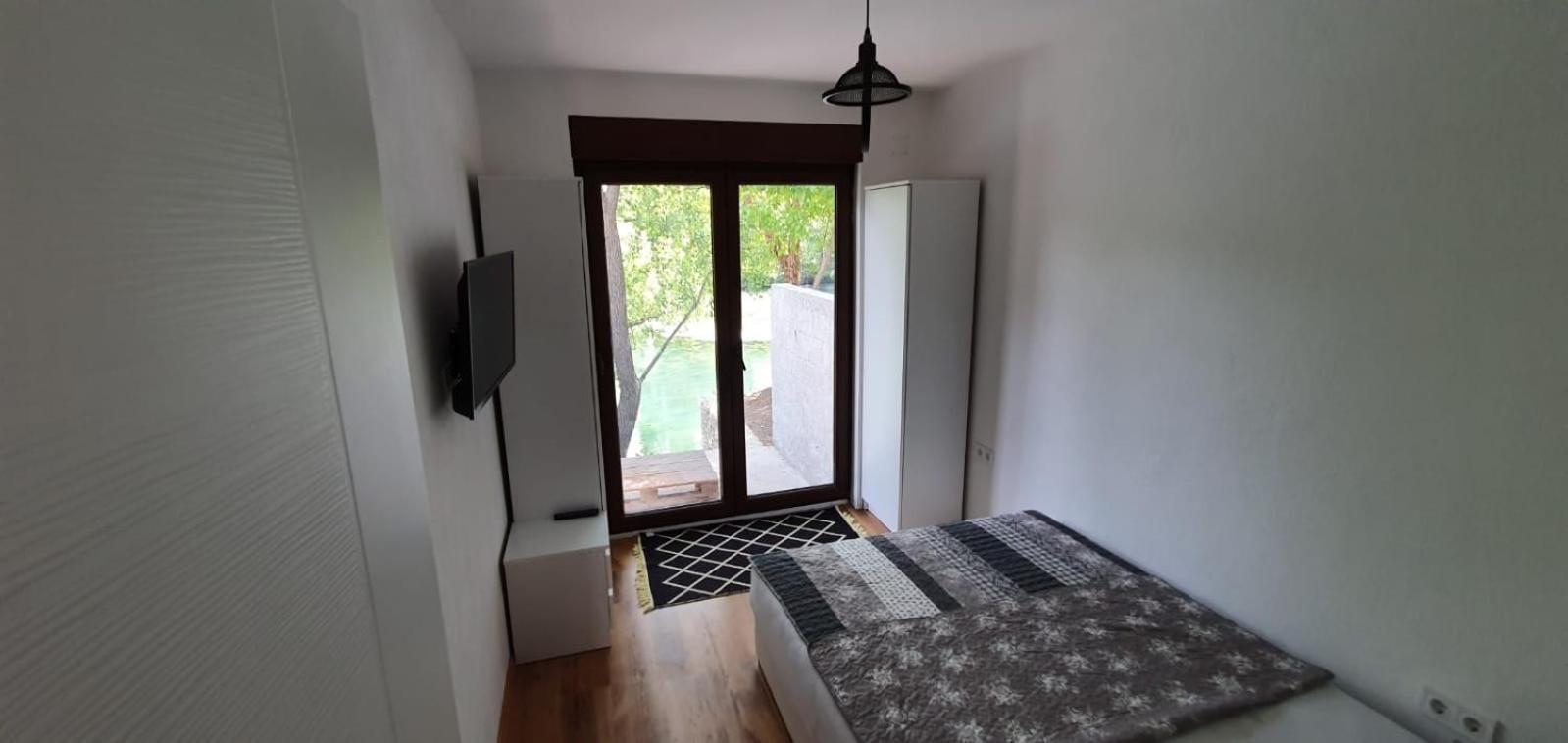 Riverview - Mostar Lägenhet